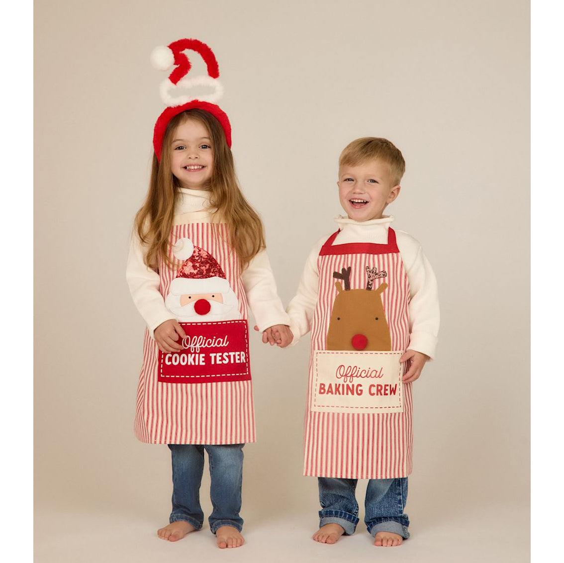 Light-Up Christmas Aprons
