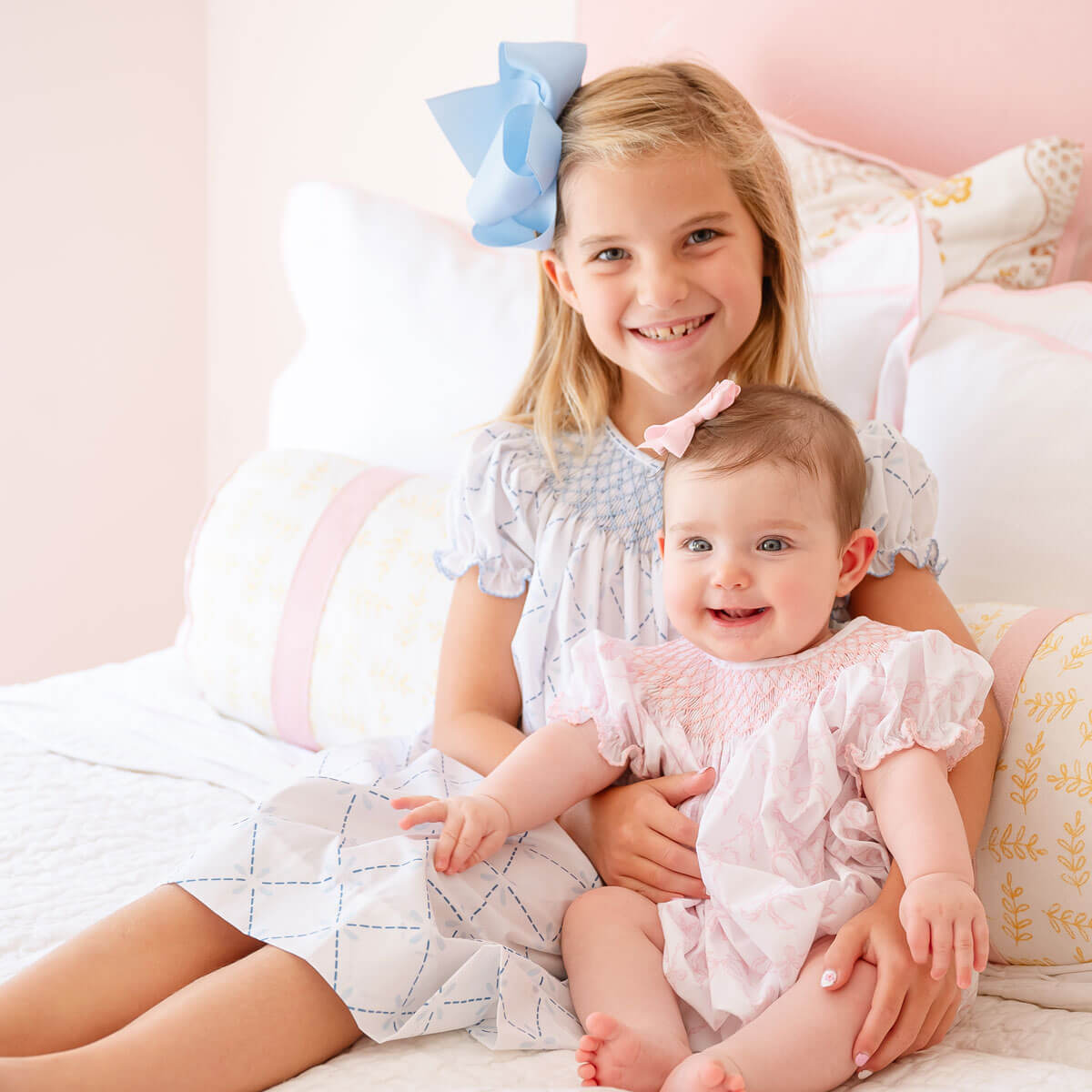 Bella's Bows Pink & White Smocked Bubble