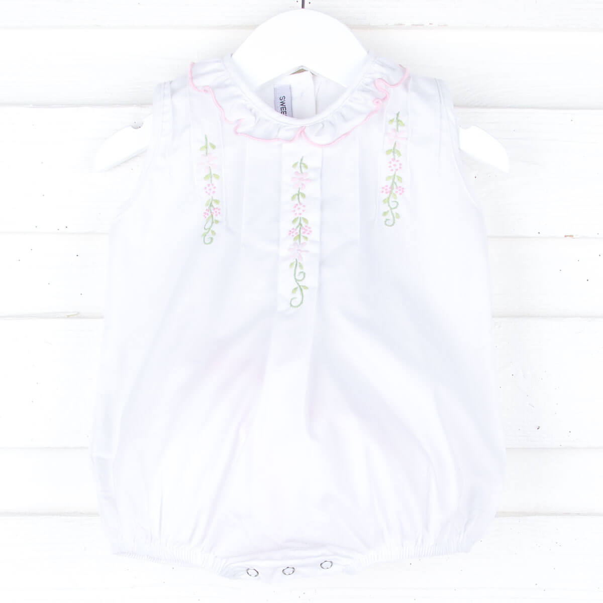Embroidered Flower Vine White Bubble