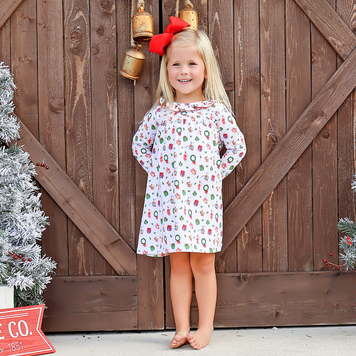 Christmas Delights Print Ruffle Collared Dress Classic Whimsy Christmas Delights Print Ruffle Collared Dress Classic Whimsy