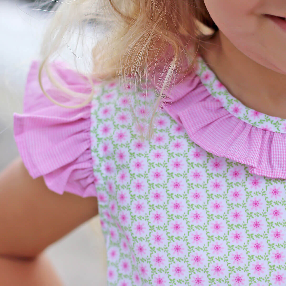 Pink Bouquet Print Ruffle Collared Dress