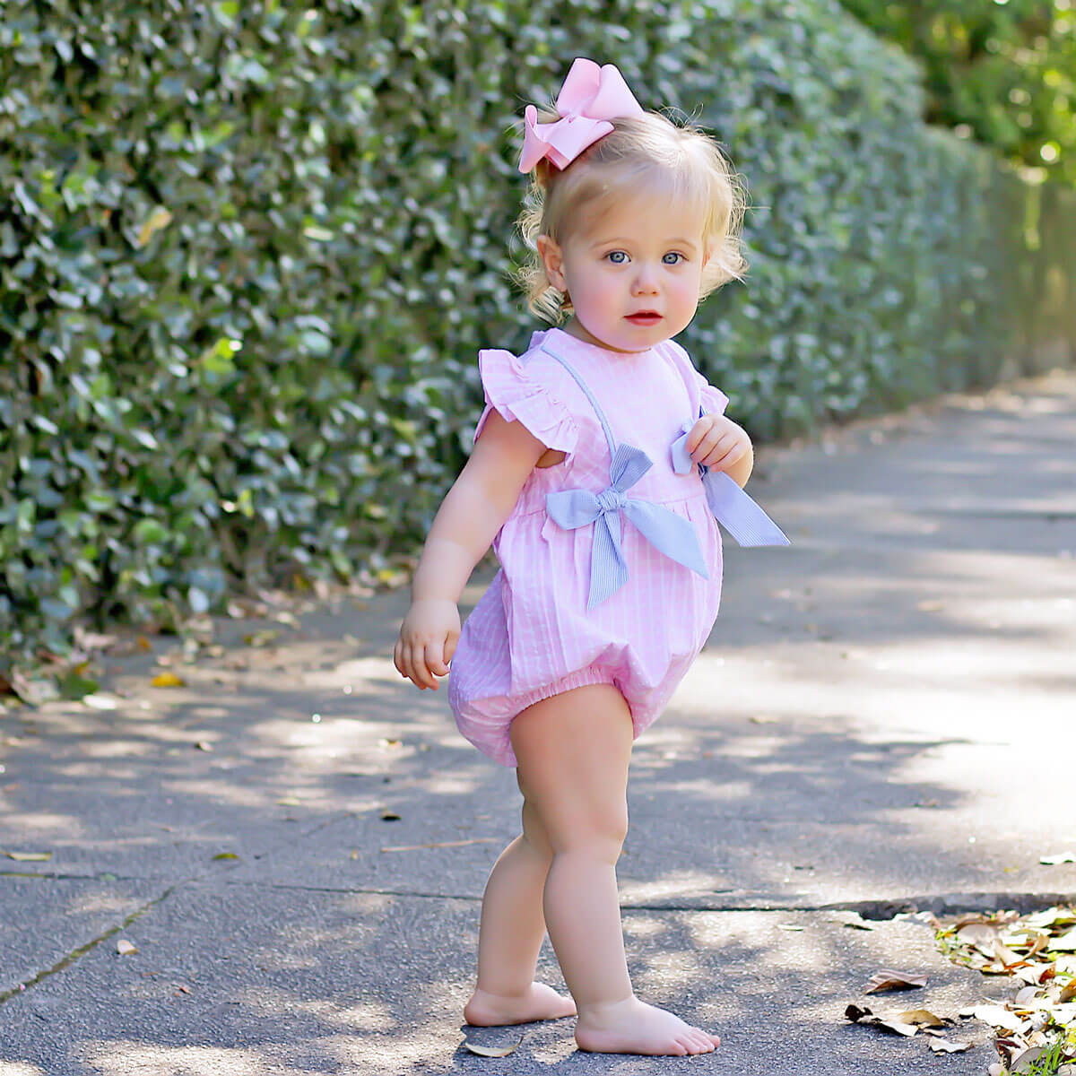 Pink Windowpane Avery Bubble
