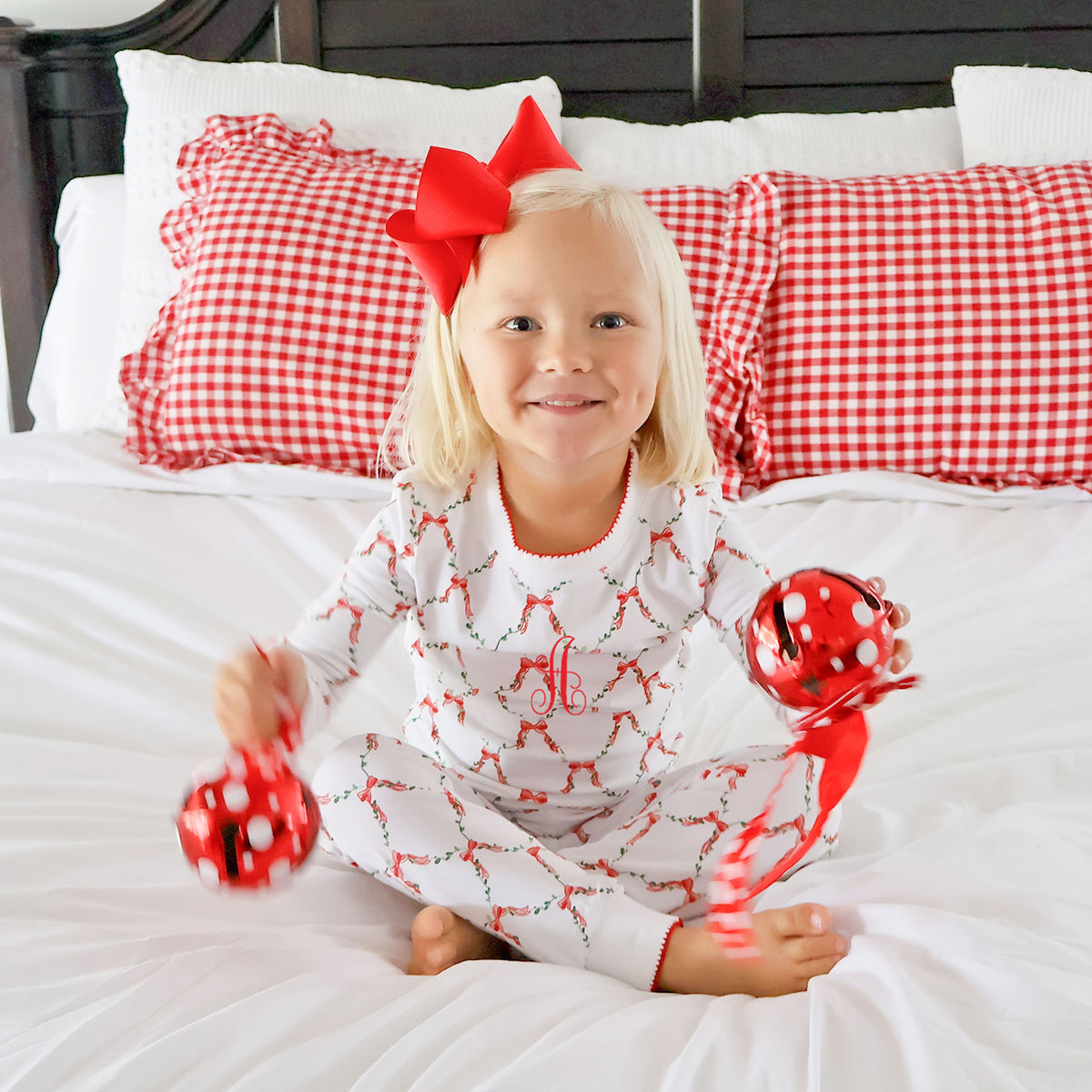 Bow Lattice White Pajamas