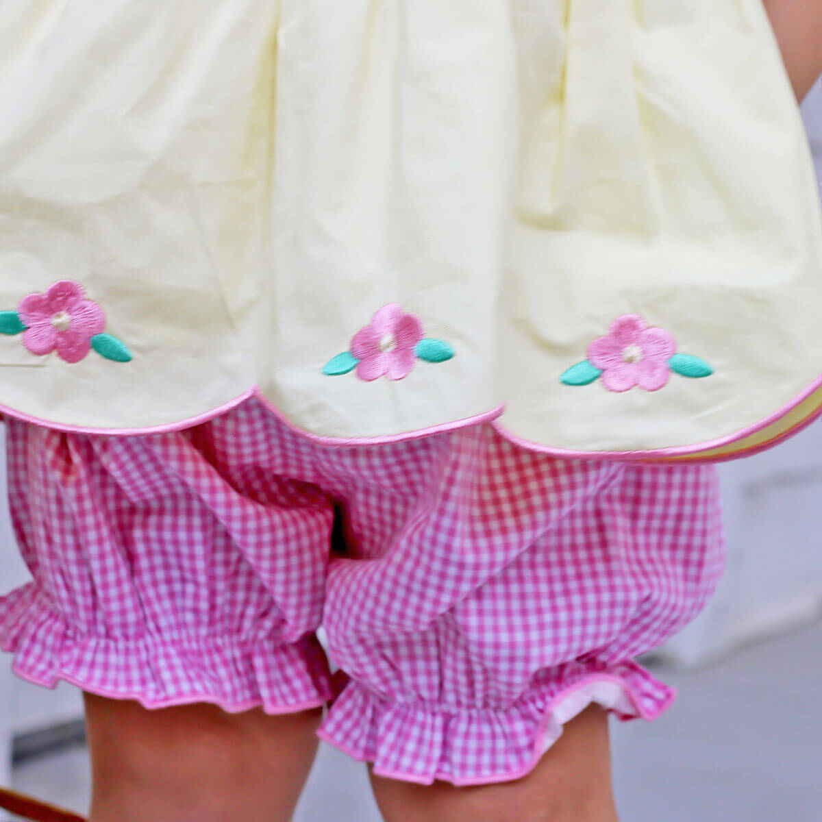 Simply Spring Flowers Yellow Lena Bloomer Set