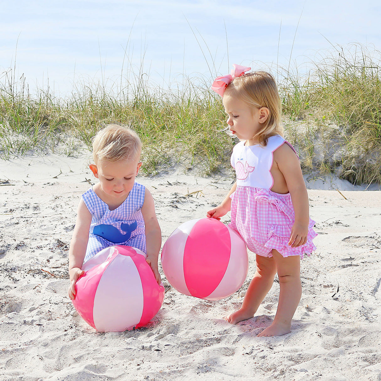 Cute Whale Pink Gingham Scalloped Bib Bubble