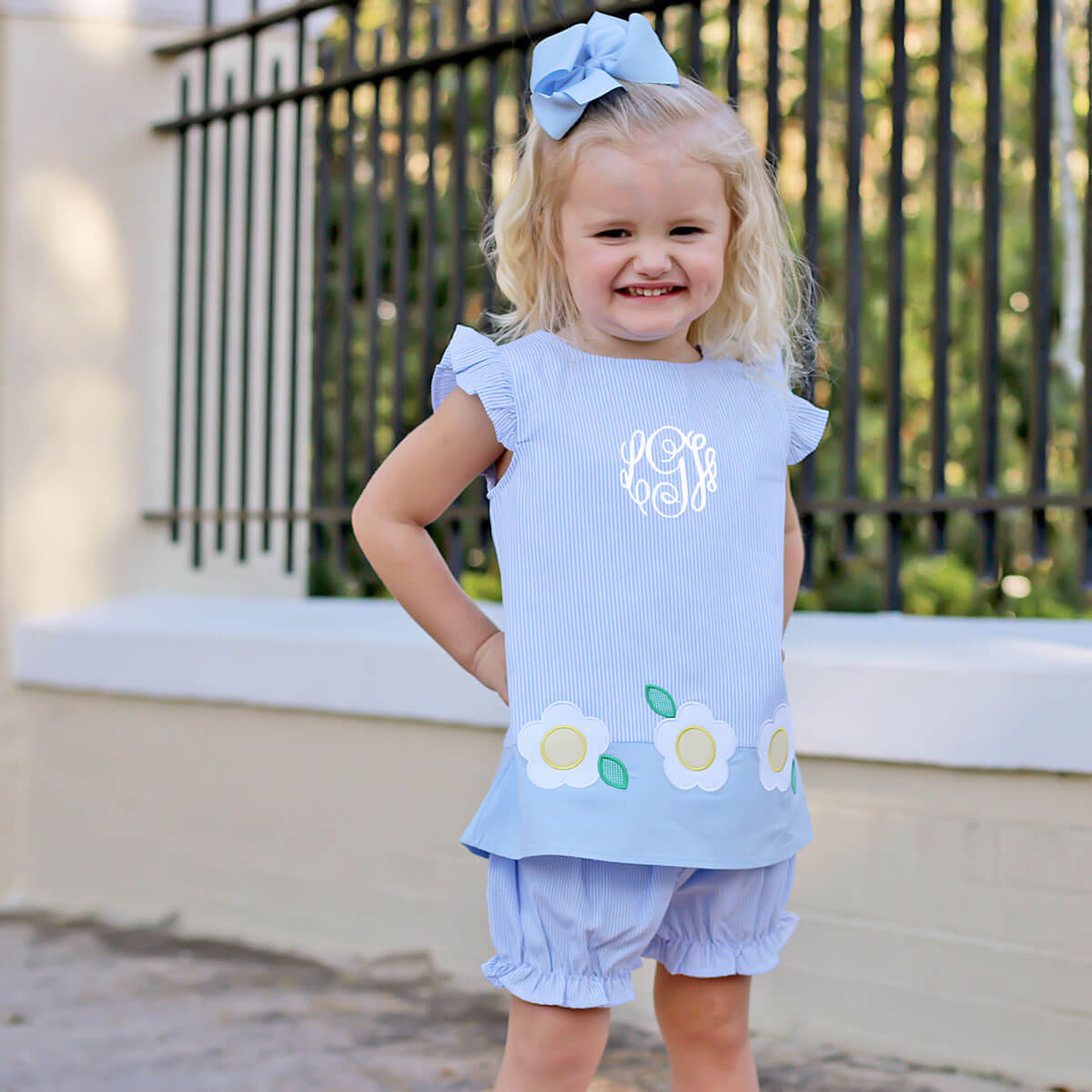 Daisy Appliqué Blue Stripe Emery Bloomer Set