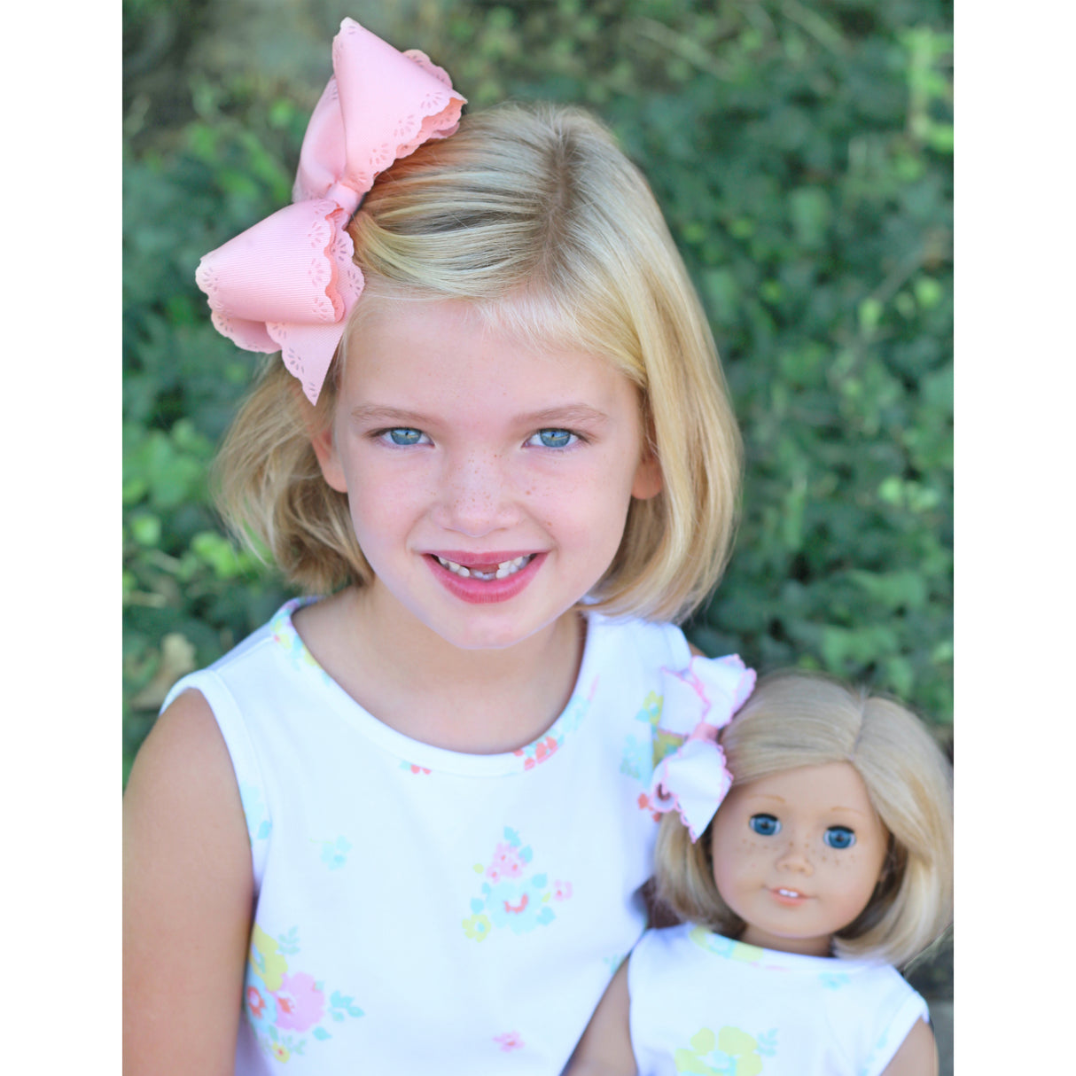 Eyelet Embossed Grosgrain Bow