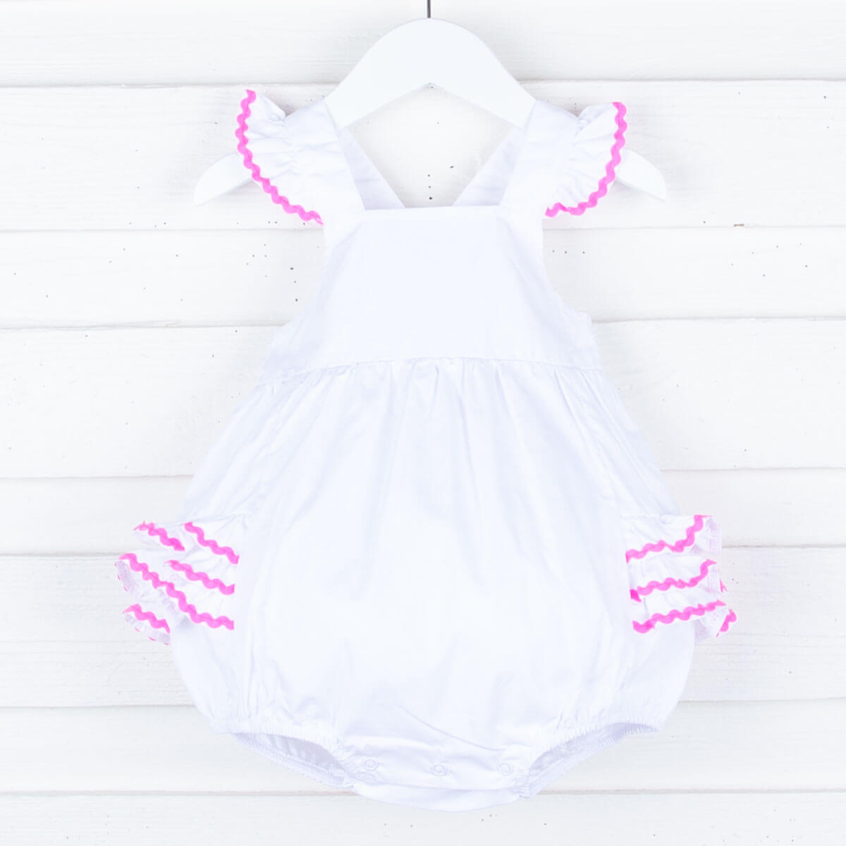 White Ruffle Bubble
