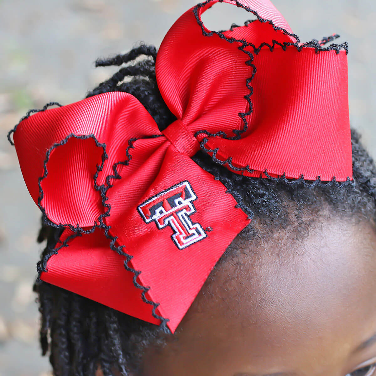 Moonstitch Collegiate Bow