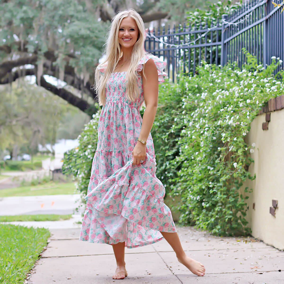 Vintage Rose Willow Women's Dress