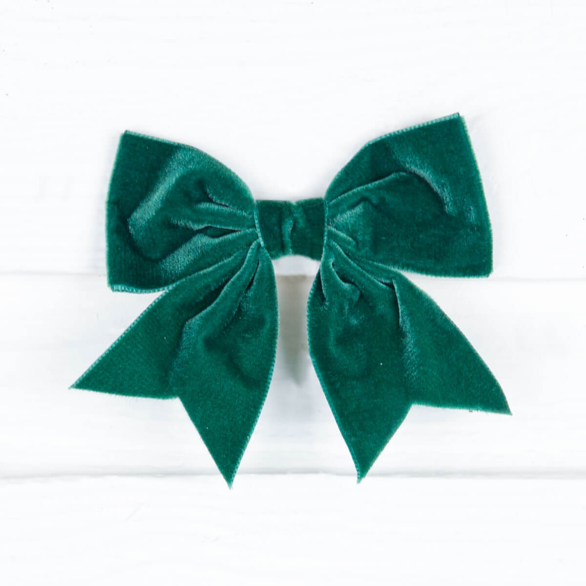 Velvet Classic Bow