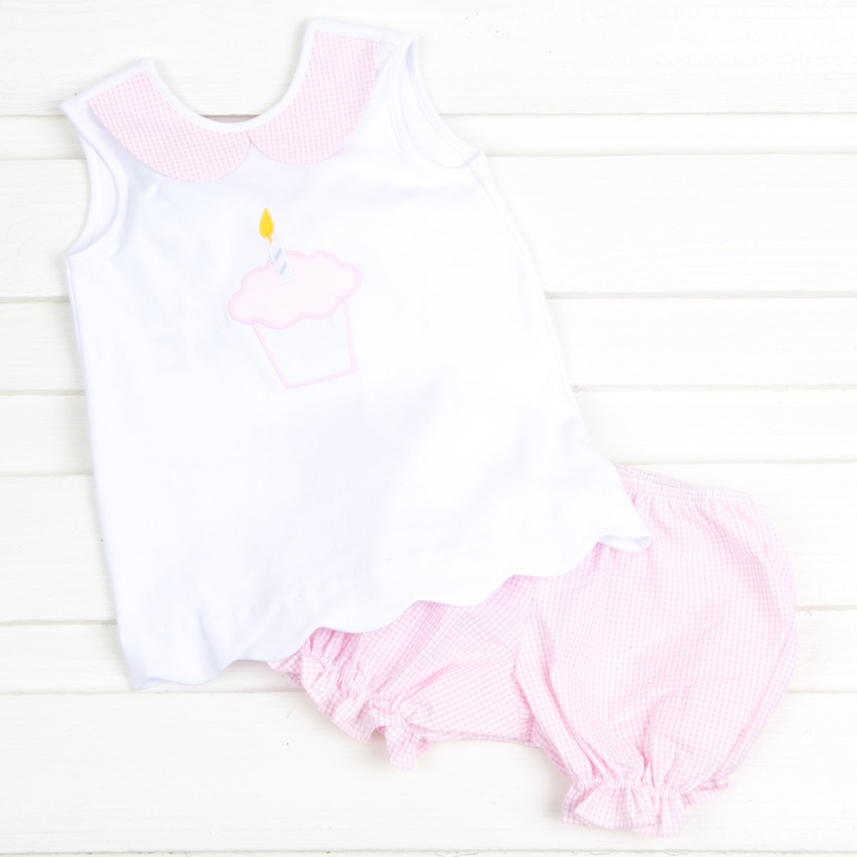 Cupcake Applique Bow Back Bloomer Set White and Pink Windowpane