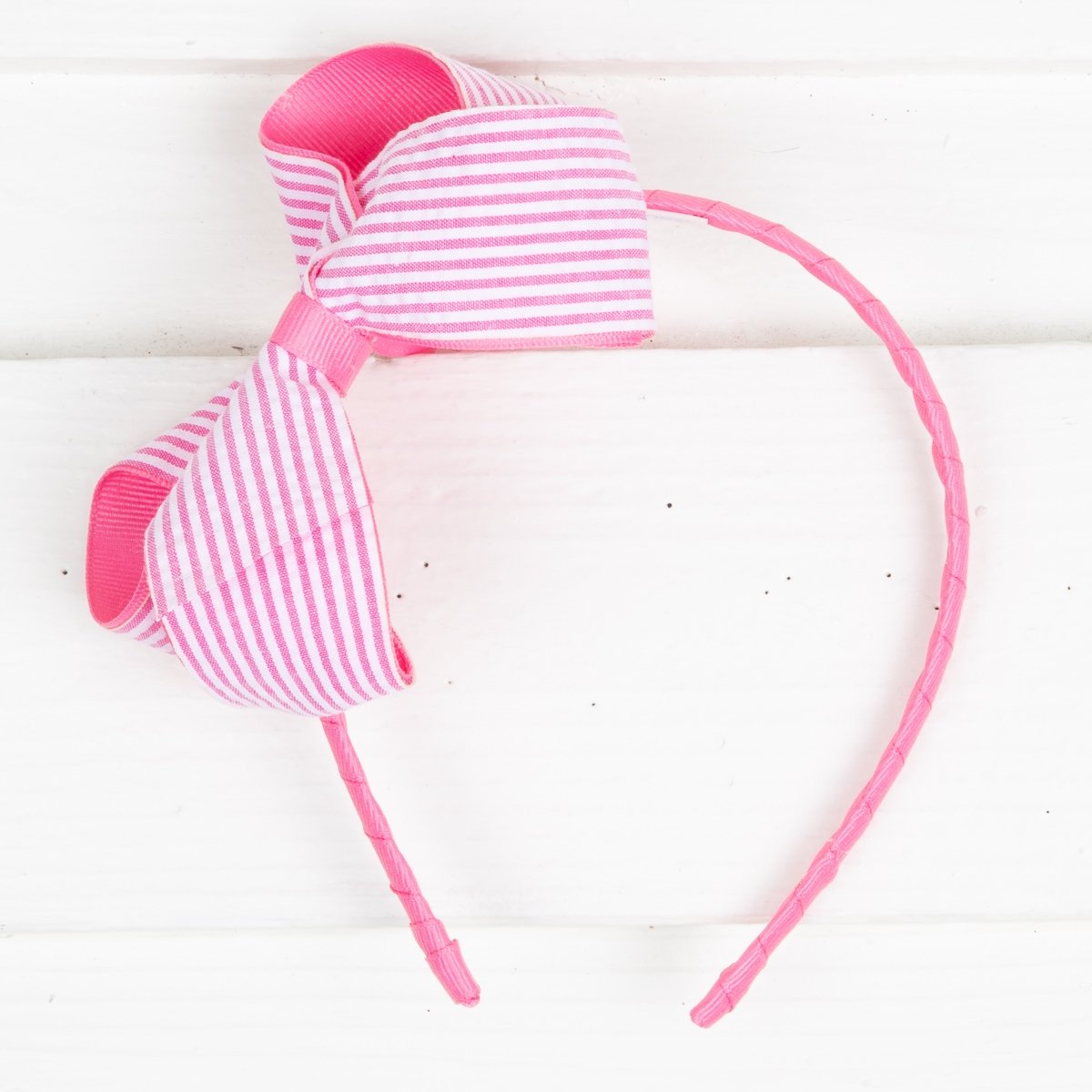 Medium Seersucker Bow Headband