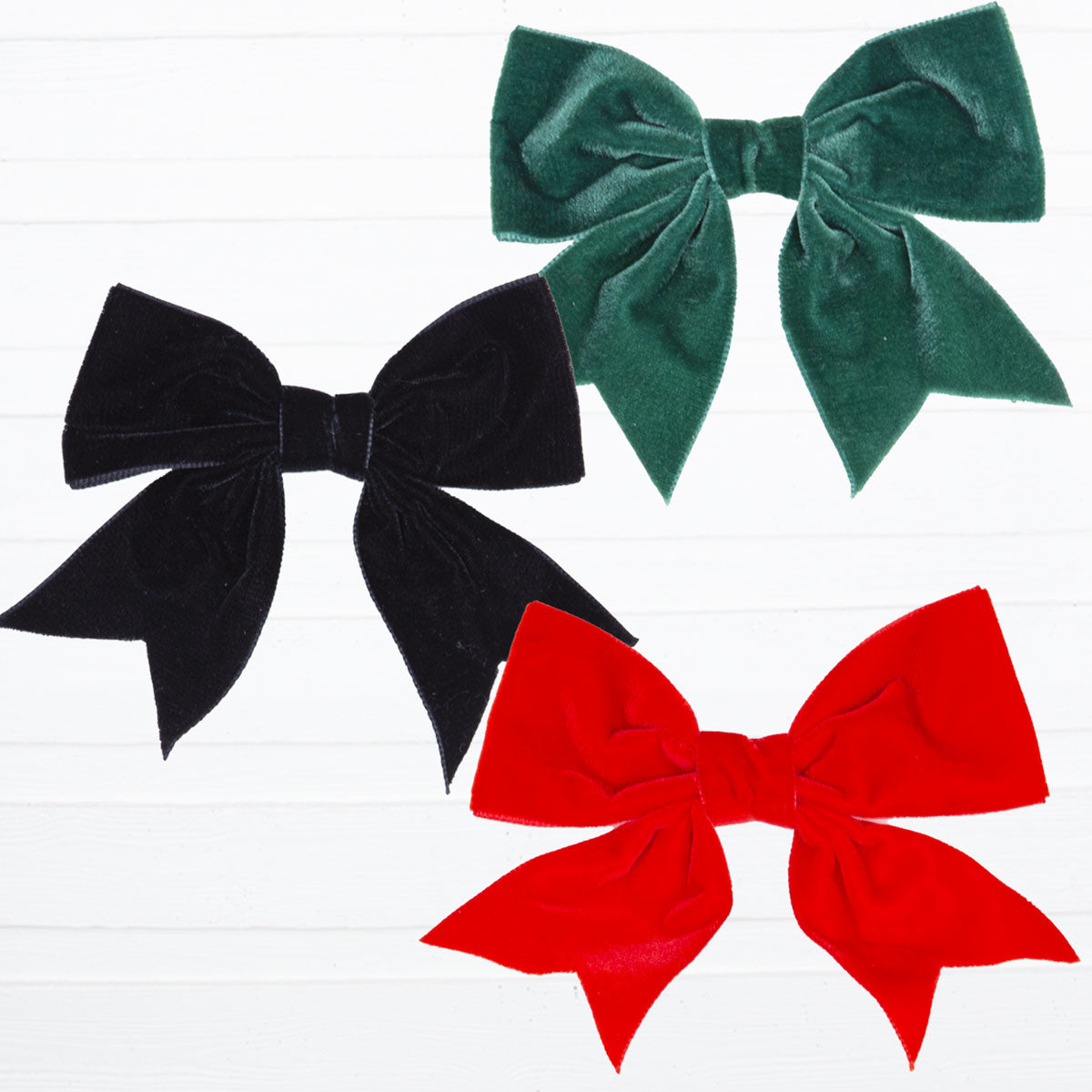 Velvet Classic Bow