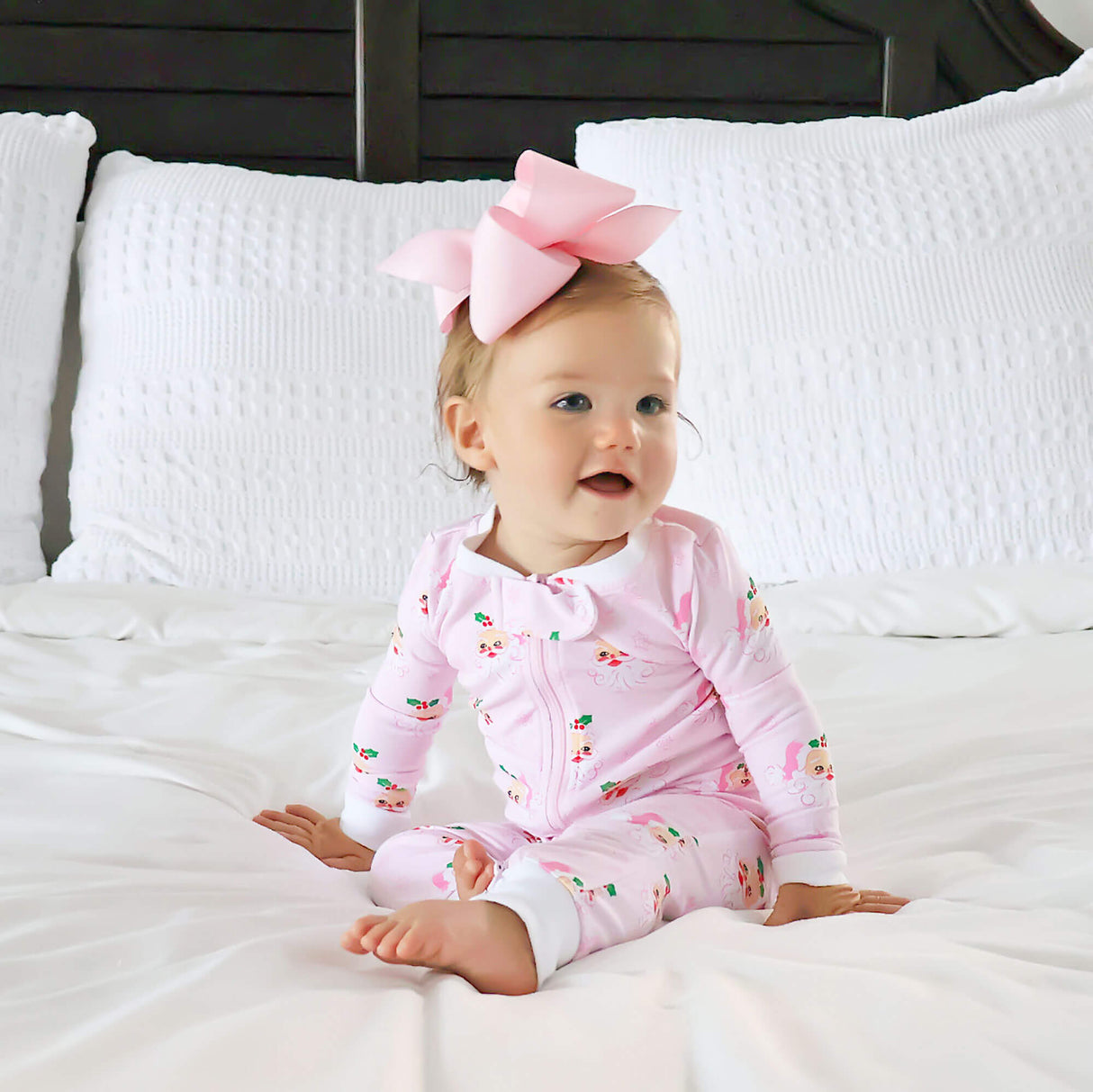 Vintage Santa Pink Zip Sleeper