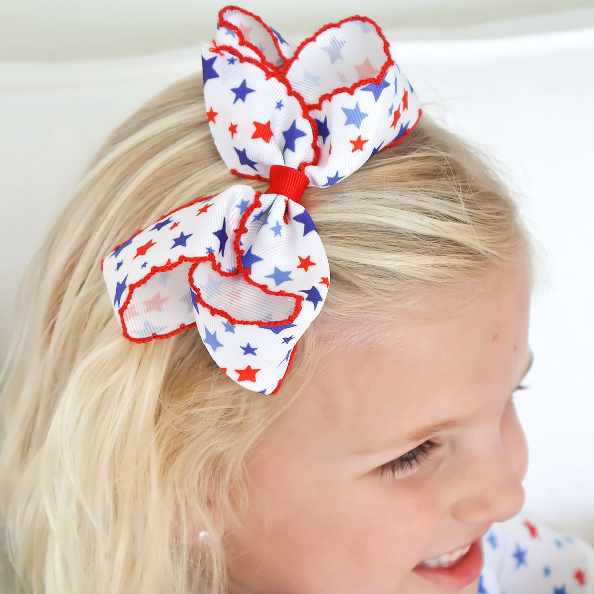 Shoot For The Stars Hair Bow