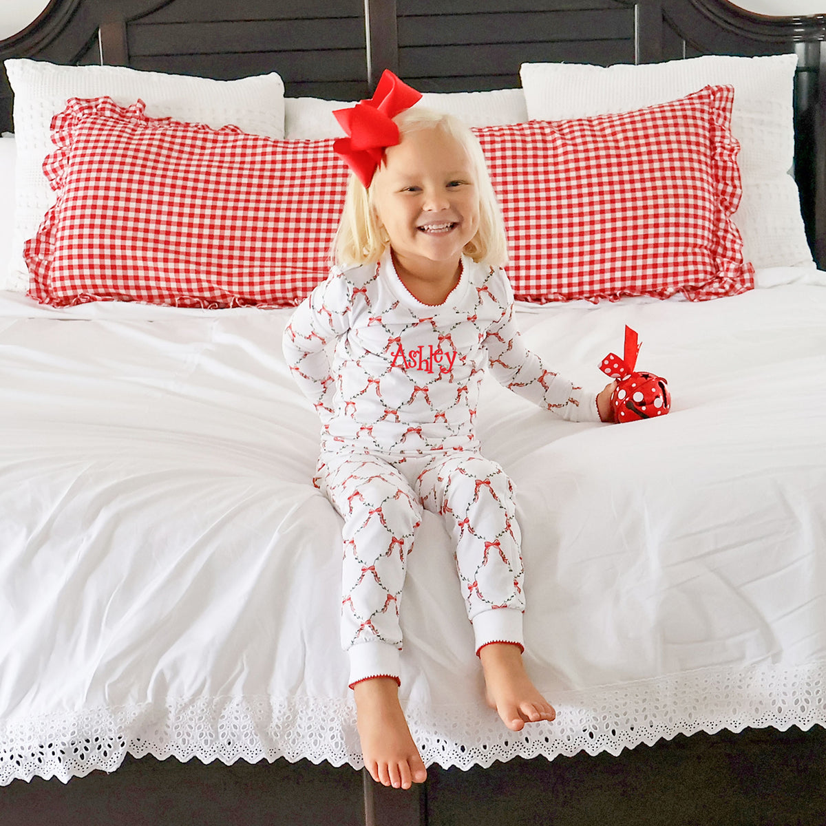 Bow Lattice White Pajamas