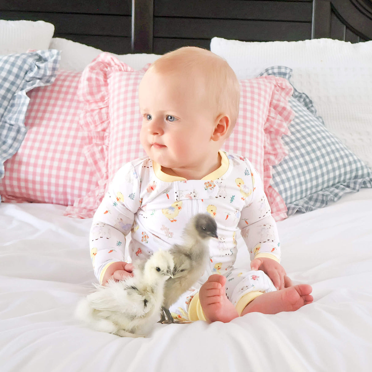 Bunny & Friends Yellow Zip Sleeper
