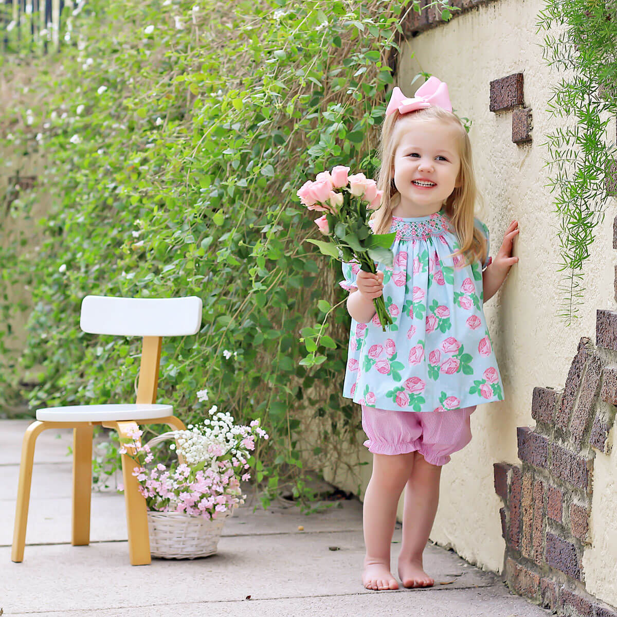 Freshly Bloomer Spring Roses Rose Arbor Smocked Bloomer Set – Classic Whimsy