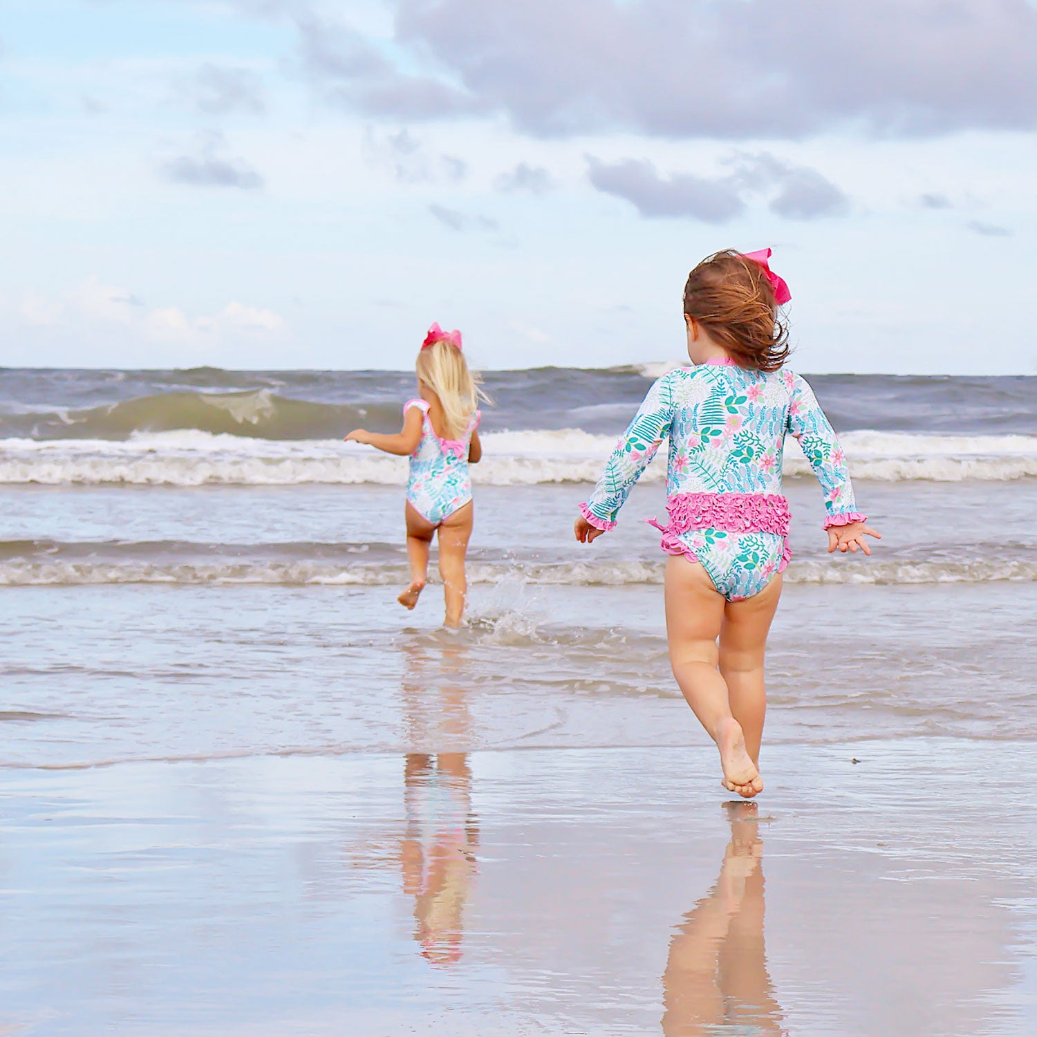 Tropical Floral Rash Guard Swimsuit – Classic Whimsy