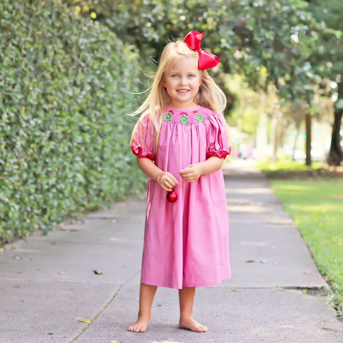 完売品 2-3yApolina Penny Smock Dress Twinkly Tree Red Smocked Bishop Dress – Classic Whimsy