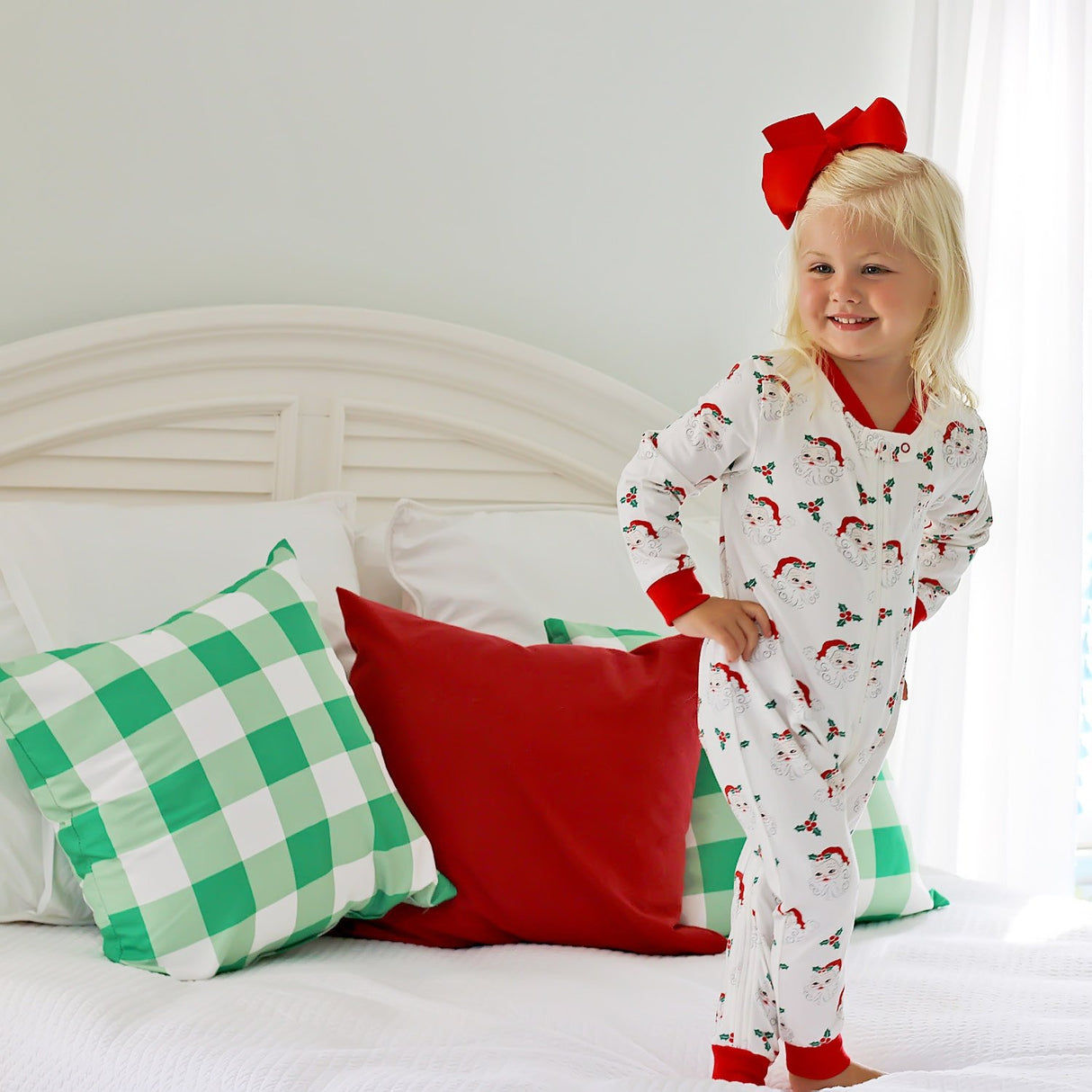 Vintage Santa White Zip Sleeper